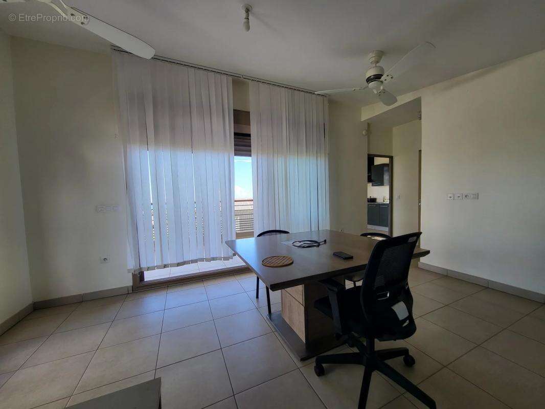 Appartement à SAINT-DENIS