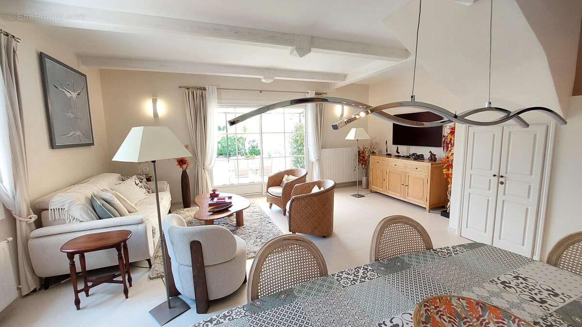Maison à LA MOTTE