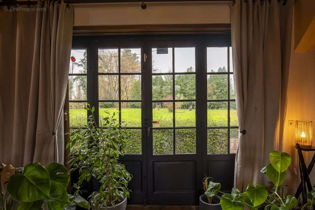 Maison à VIEUVICQ