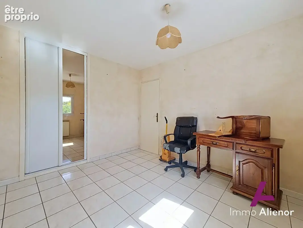 Maison 4 pièces 85 m² à vendre à Biganos (33380) - photo 4