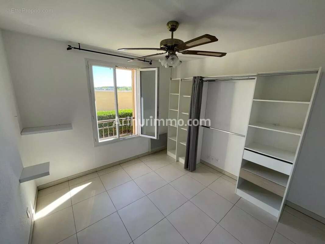 Appartement à COGOLIN