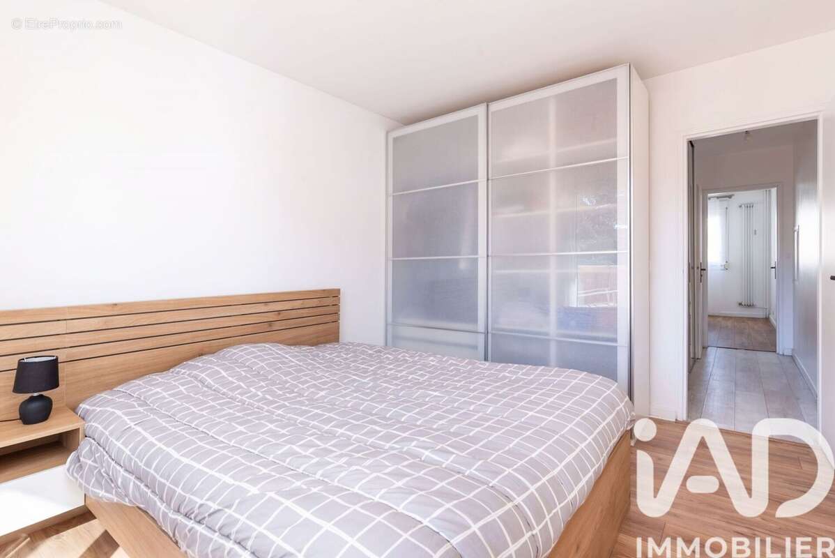 Photo 7 - Appartement à VILLEURBANNE