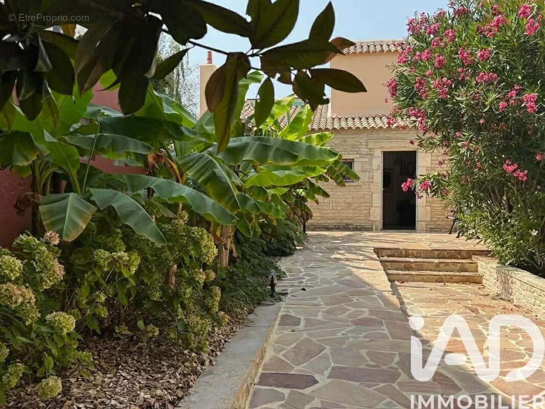 Photo 7 - Maison à LA ROCHELLE