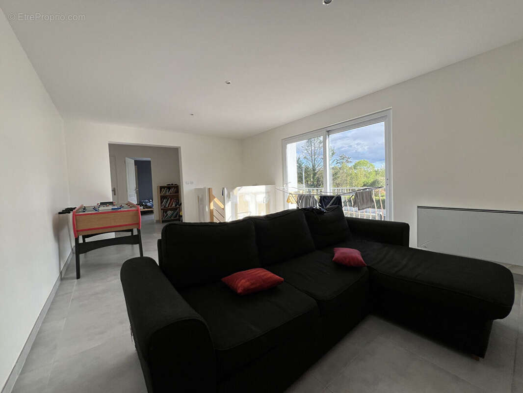 Spacieuse maison familiale avec fort potentiel - Quartier calme de Caussade - photo 5