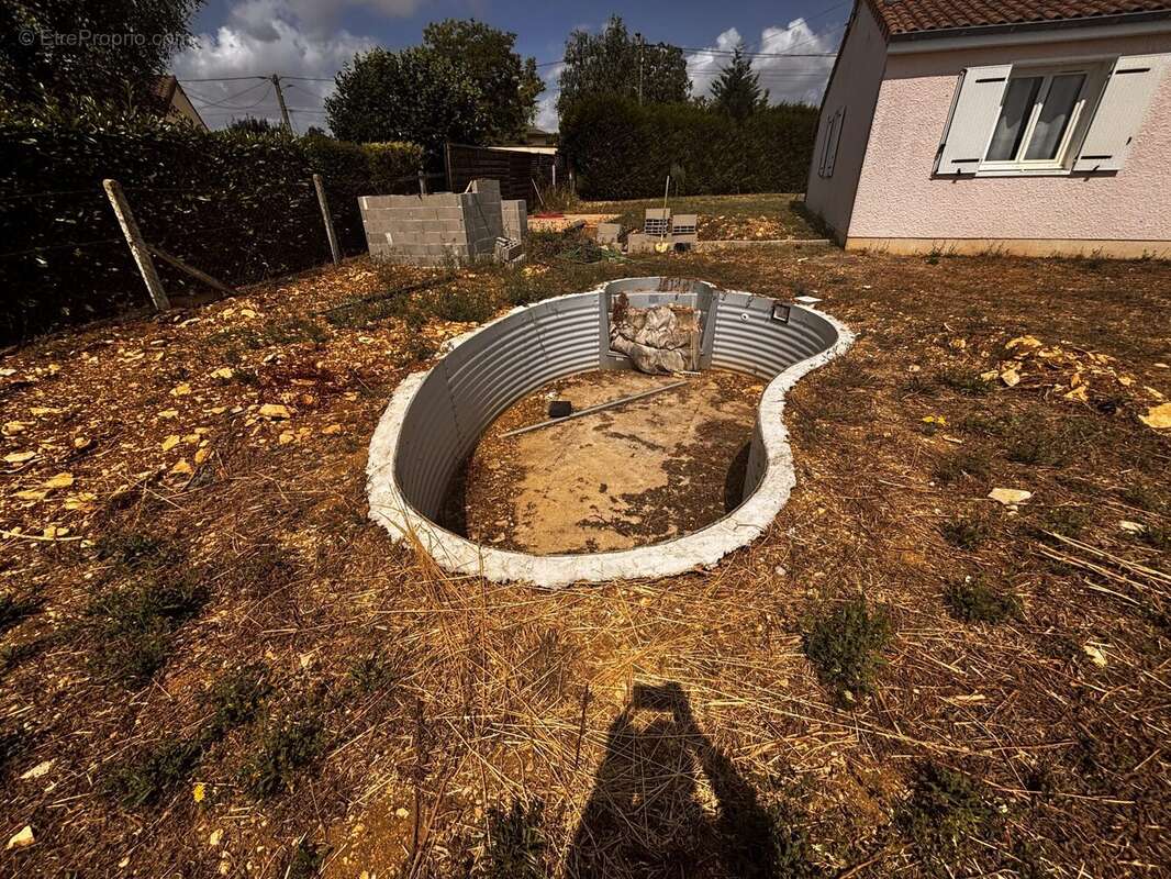 Maison à NEUVILLE-DE-POITOU