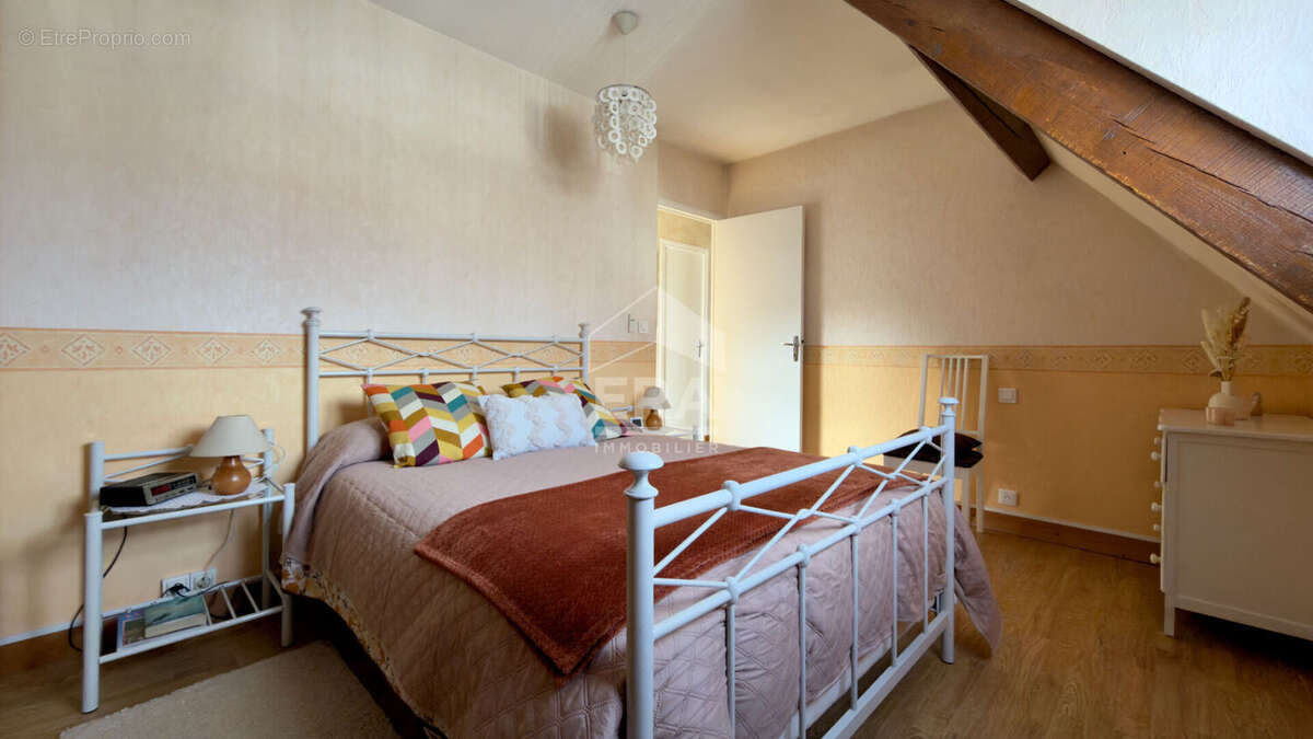 Maison à VIRY-CHATILLON