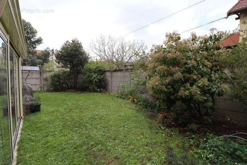 Maison à vendre 5 pièces CHATOU (78) - photo 17