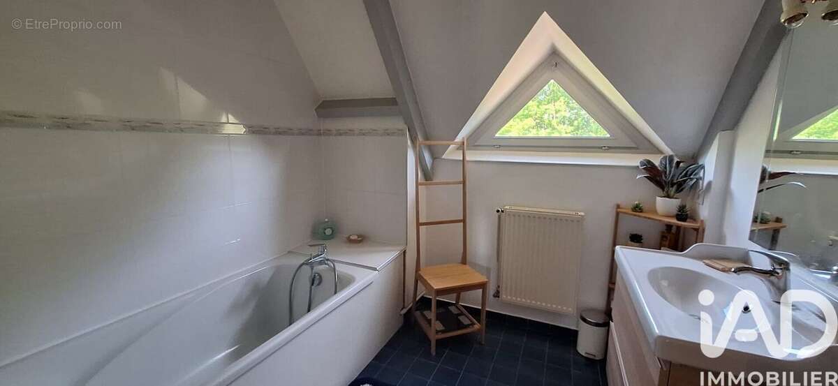 Maison 155 m² à Venables  - photo 9