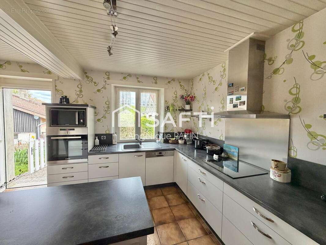 Maison 150 m² à Valmy  - photo 2