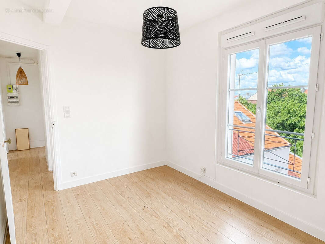 Appartement à NANTERRE
