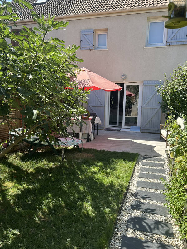 Maison à PONTAULT-COMBAULT