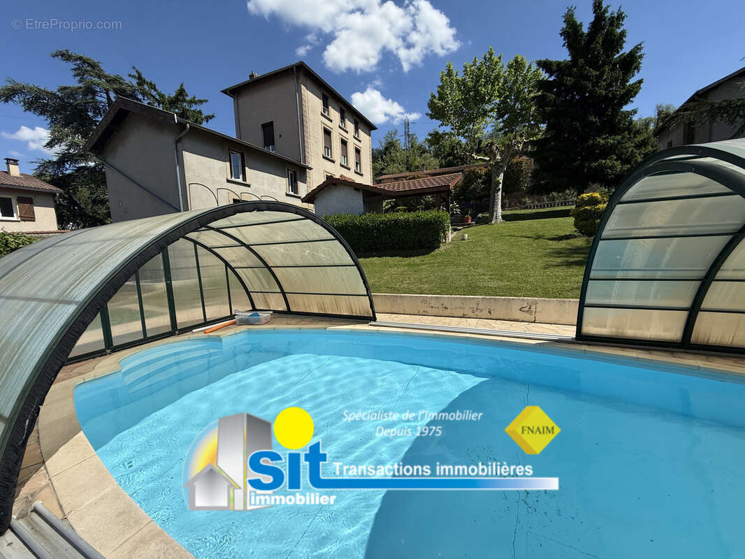 Maison à REVENTIN-VAUGRIS