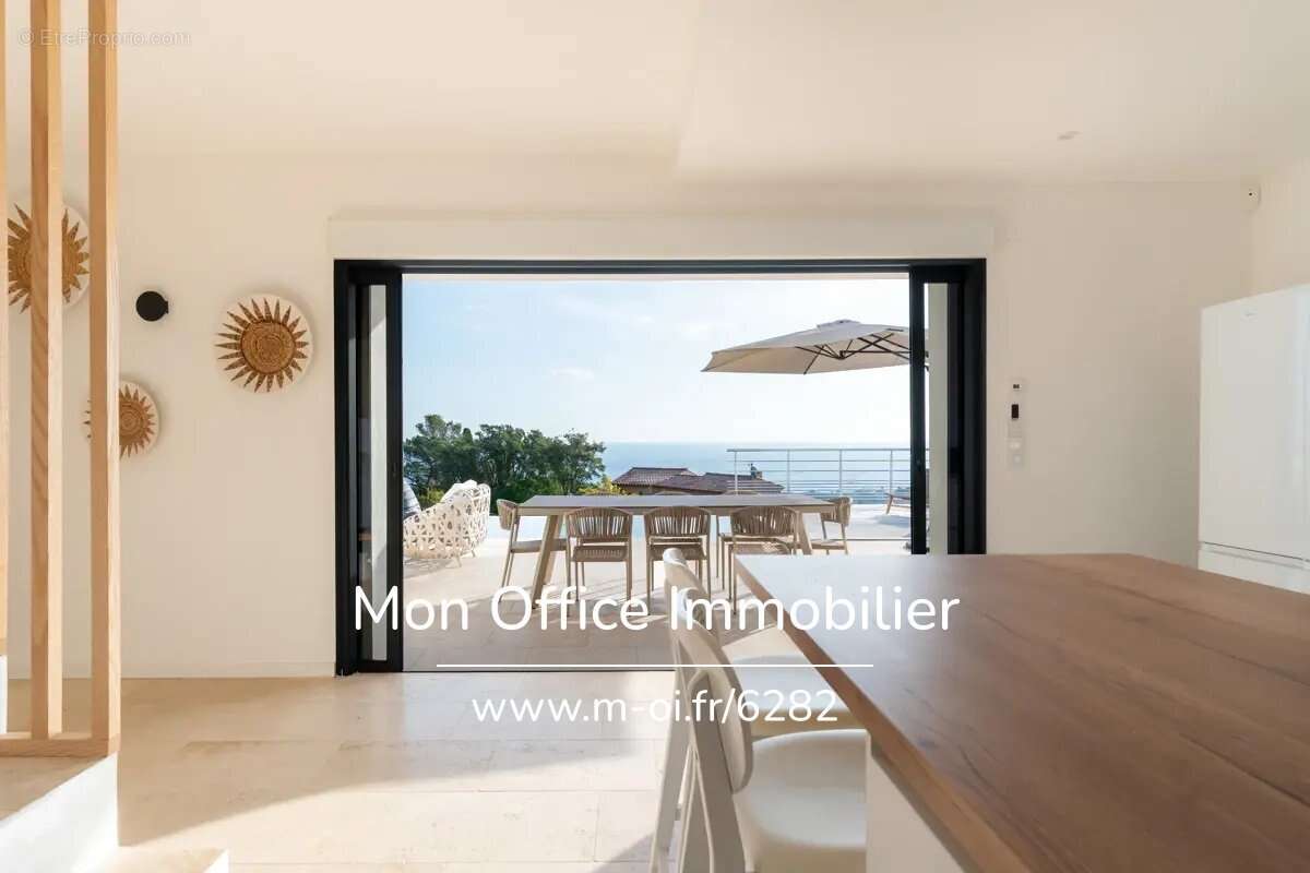 Référence : 6282-SIC - Splendide maison contemporaine vue mer - photo 17