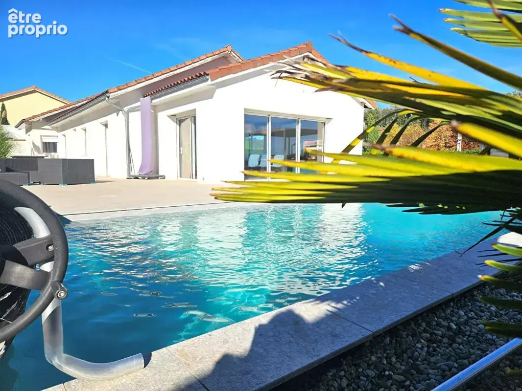 Maison à SATOLAS-ET-BONCE