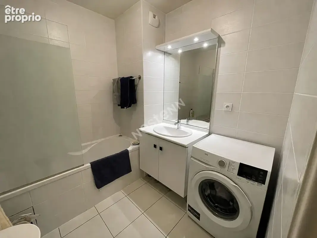 Appartement T4, 85m2 en rez-de-terrasse - Maison Neuve, Villeurbanne, frontière Lyon 3ème - photo 11