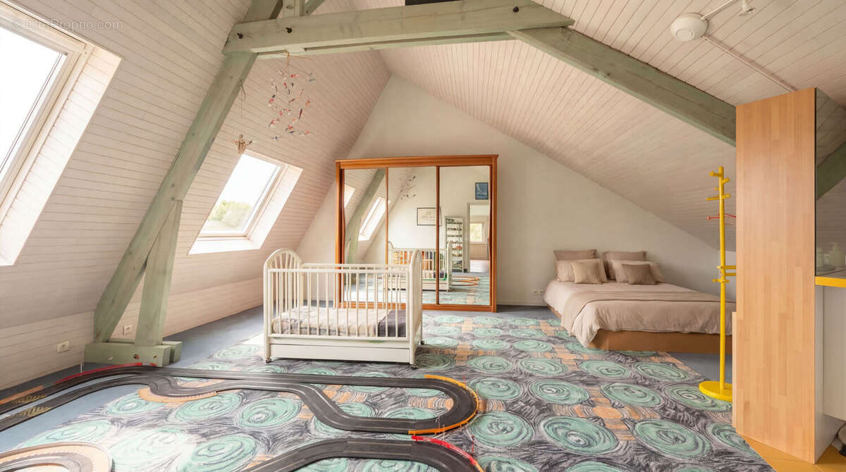 Maison à CHAMBRAY-LES-TOURS