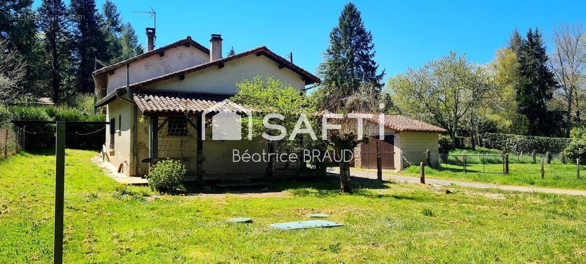 Photo 1 - Maison à ROCHECHOUART