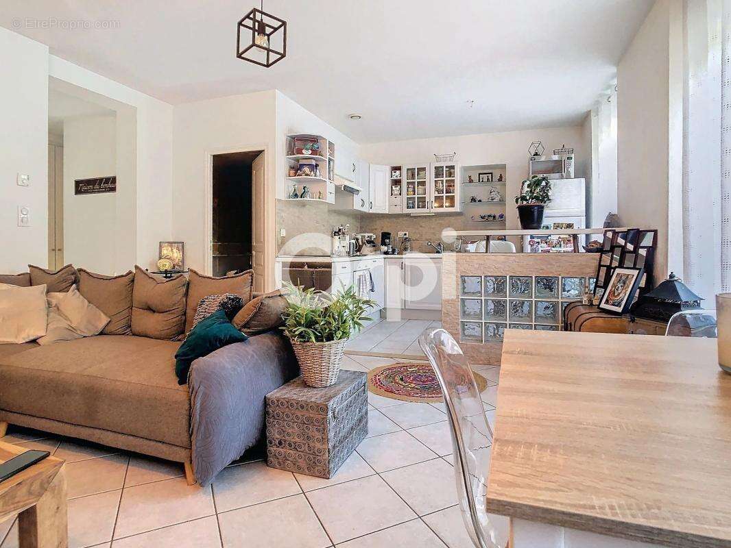 Appartement à TERRASSON-LAVILLEDIEU