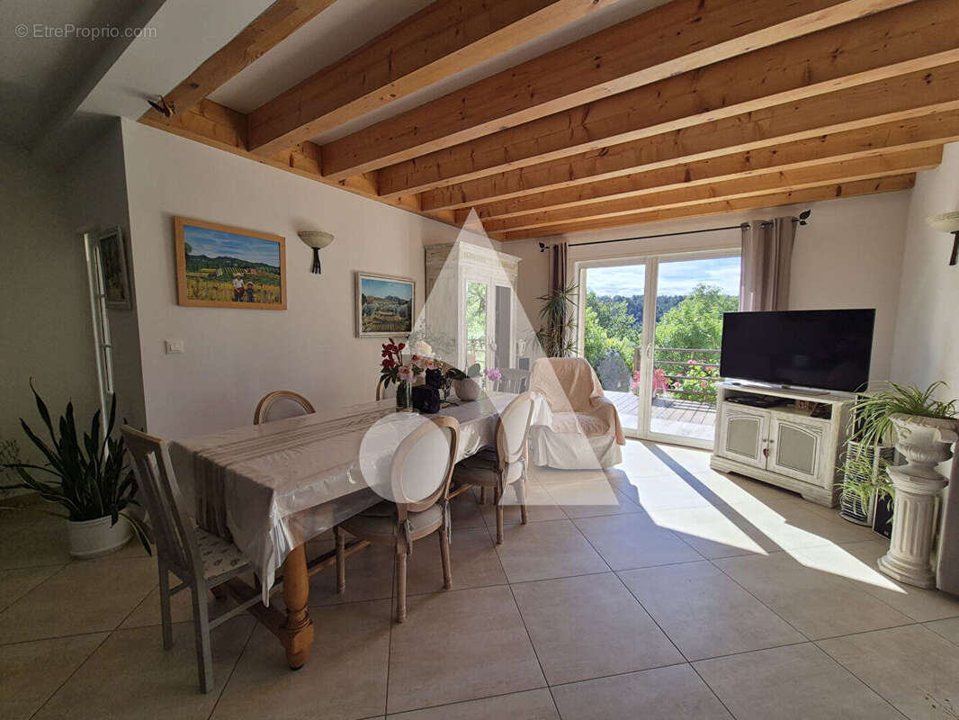 Maison à TAURIERS