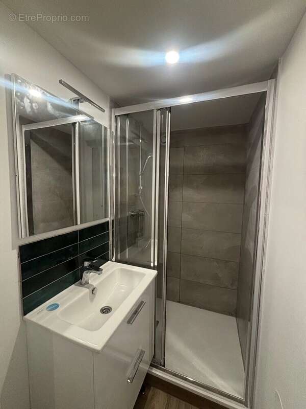 NOUVEAUTE Lyon 1 Opéra - Cœur Presqu'ile - 36m2 carrez - Destination commerciale - photo 6