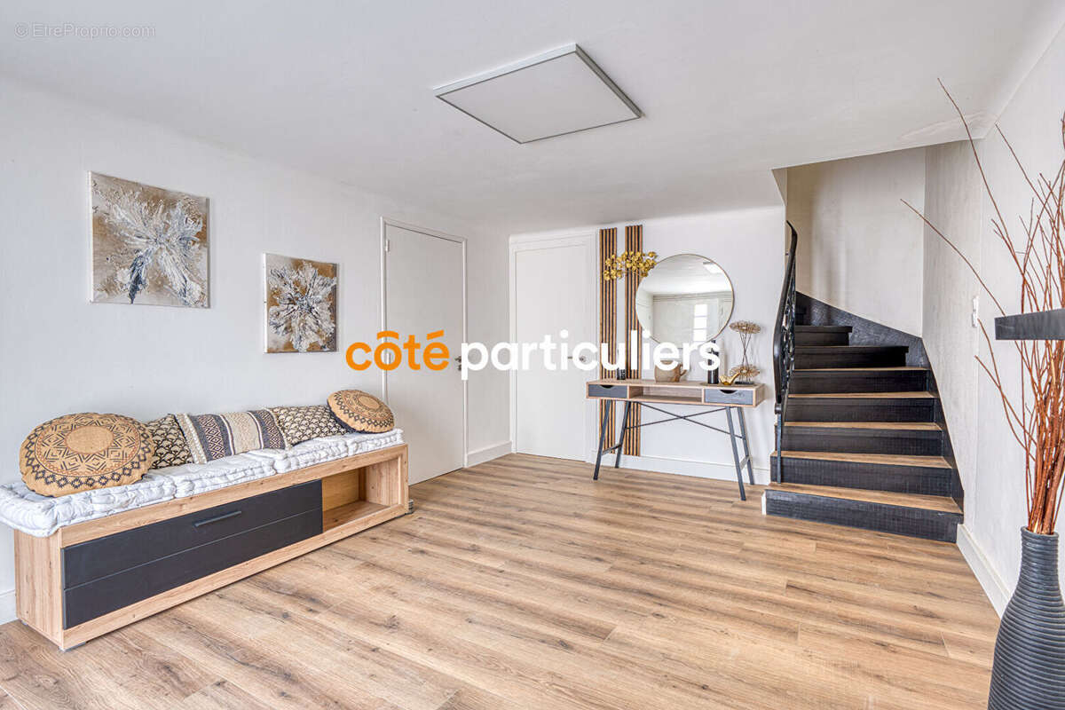 La roche sur yon -- maison 3 chambres --  90 m2  -- grand garage-- sous sol -- limite pentagone*--* - photo 14