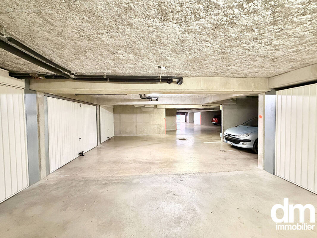 Parking à MARTIGUES