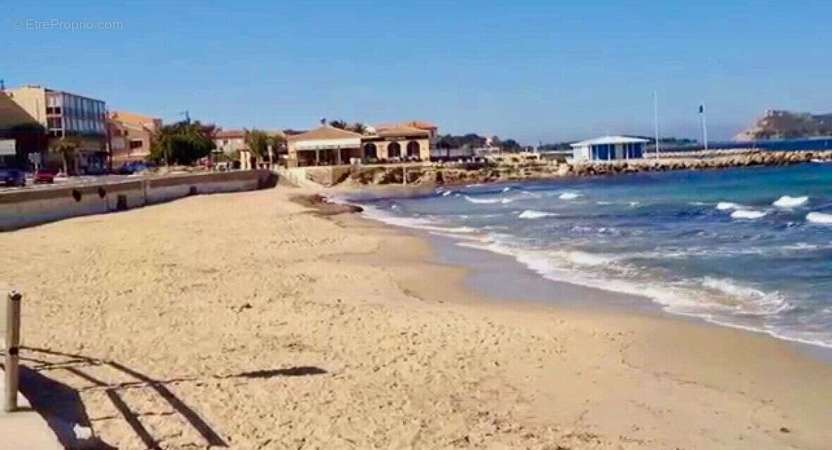 Maison à SIX-FOURS-LES-PLAGES