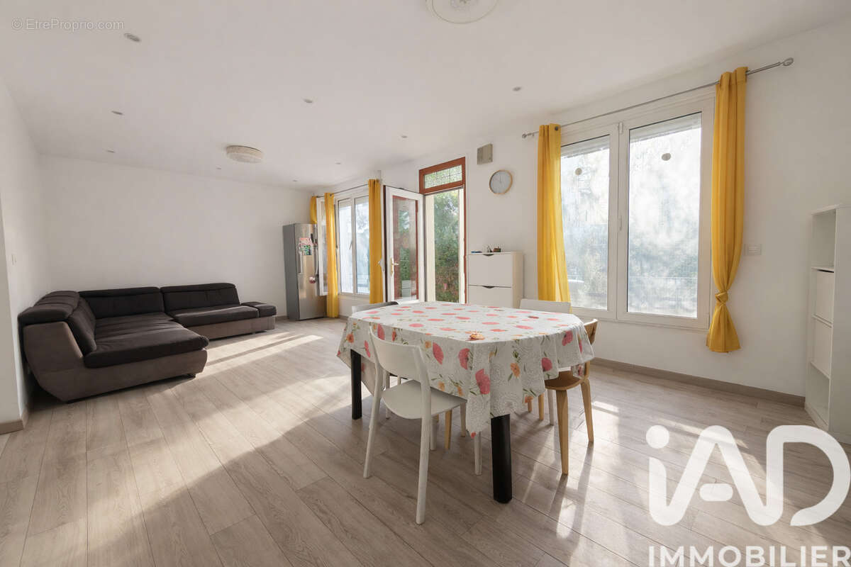 Photo 2 - Maison à JOINVILLE-LE-PONT