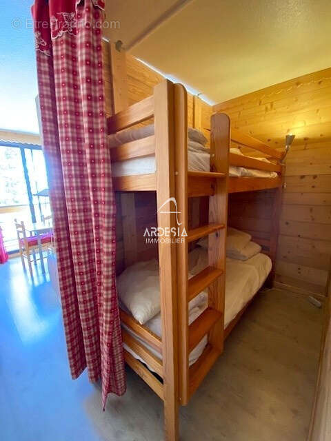 Appartement à LE CHATEL