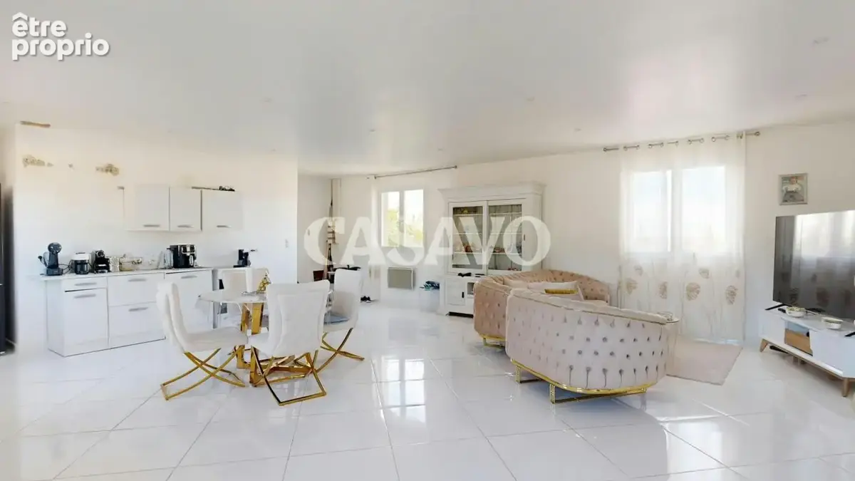 Vente Maison 10 pièces de 231m² - 84300 Taillades - photo 33