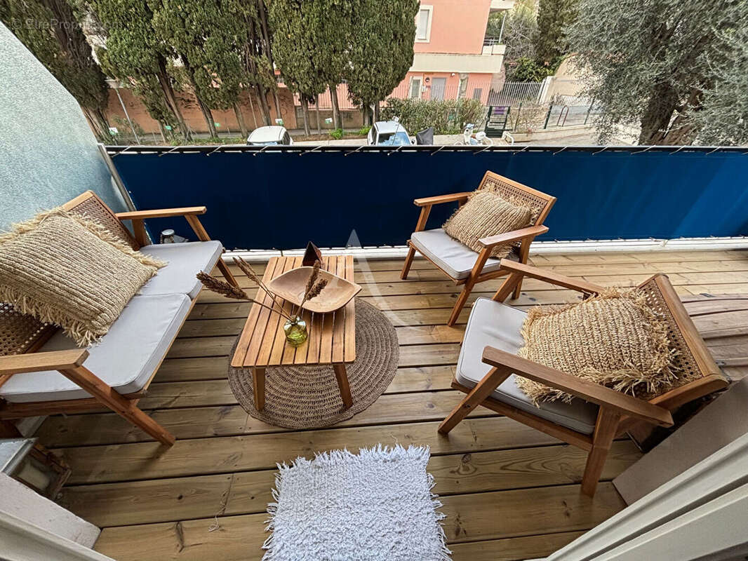 Appartement à LE CANNET