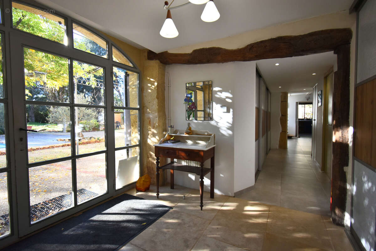 Maison à PUY-L&#039;EVEQUE