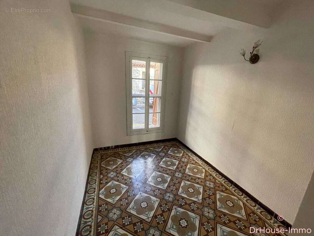 Maison à BESSAN