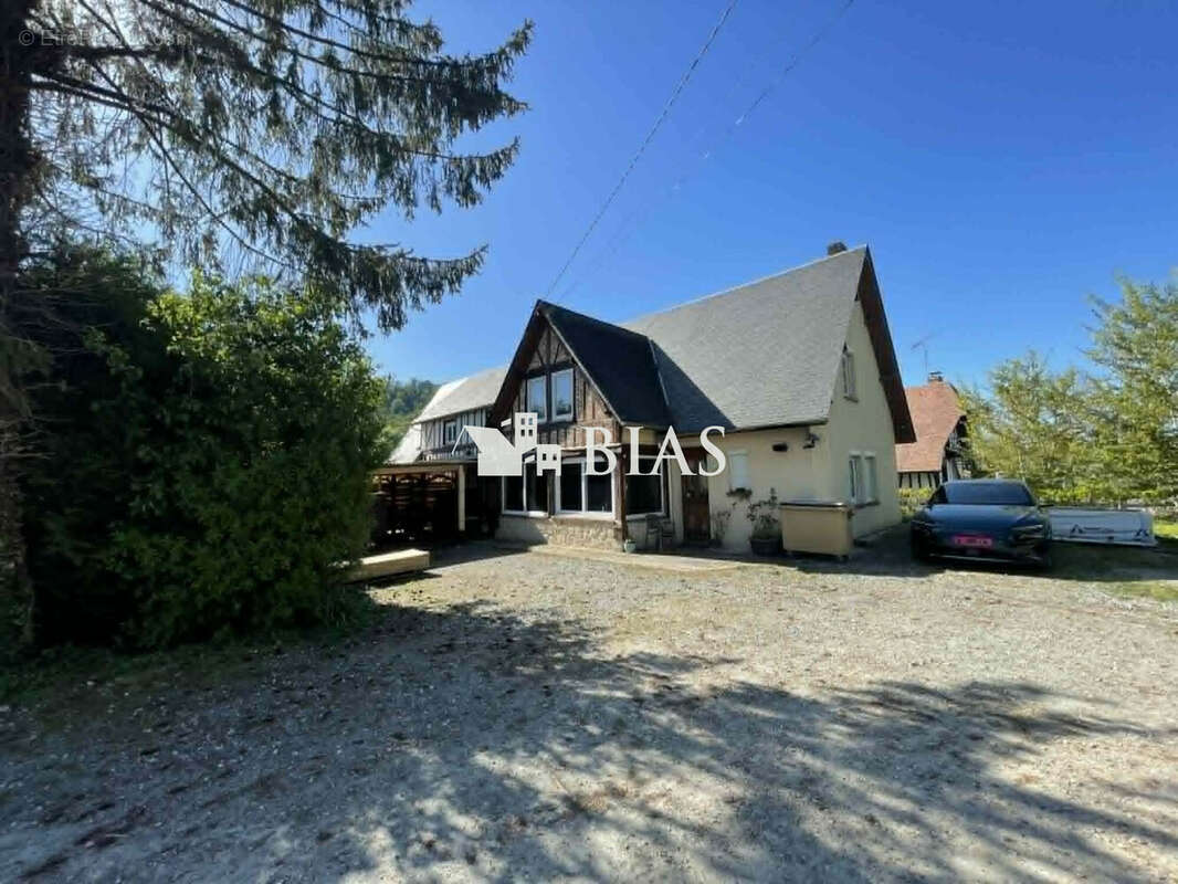 Maison à JUMIEGES