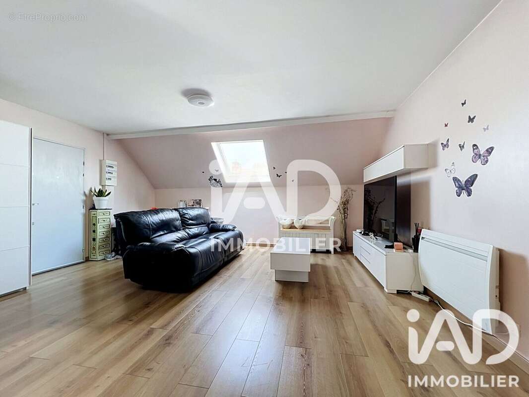Photo 2 - Appartement à FONTENAY-TRESIGNY