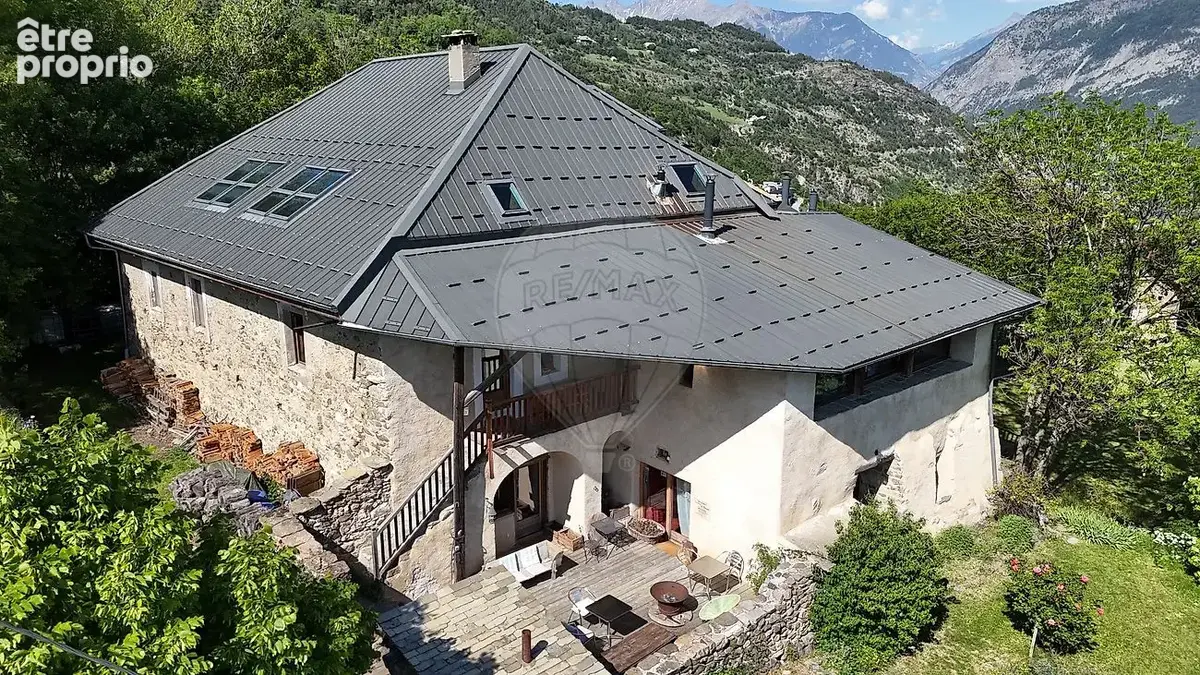 Maison à CHATEAUROUX-LES-ALPES