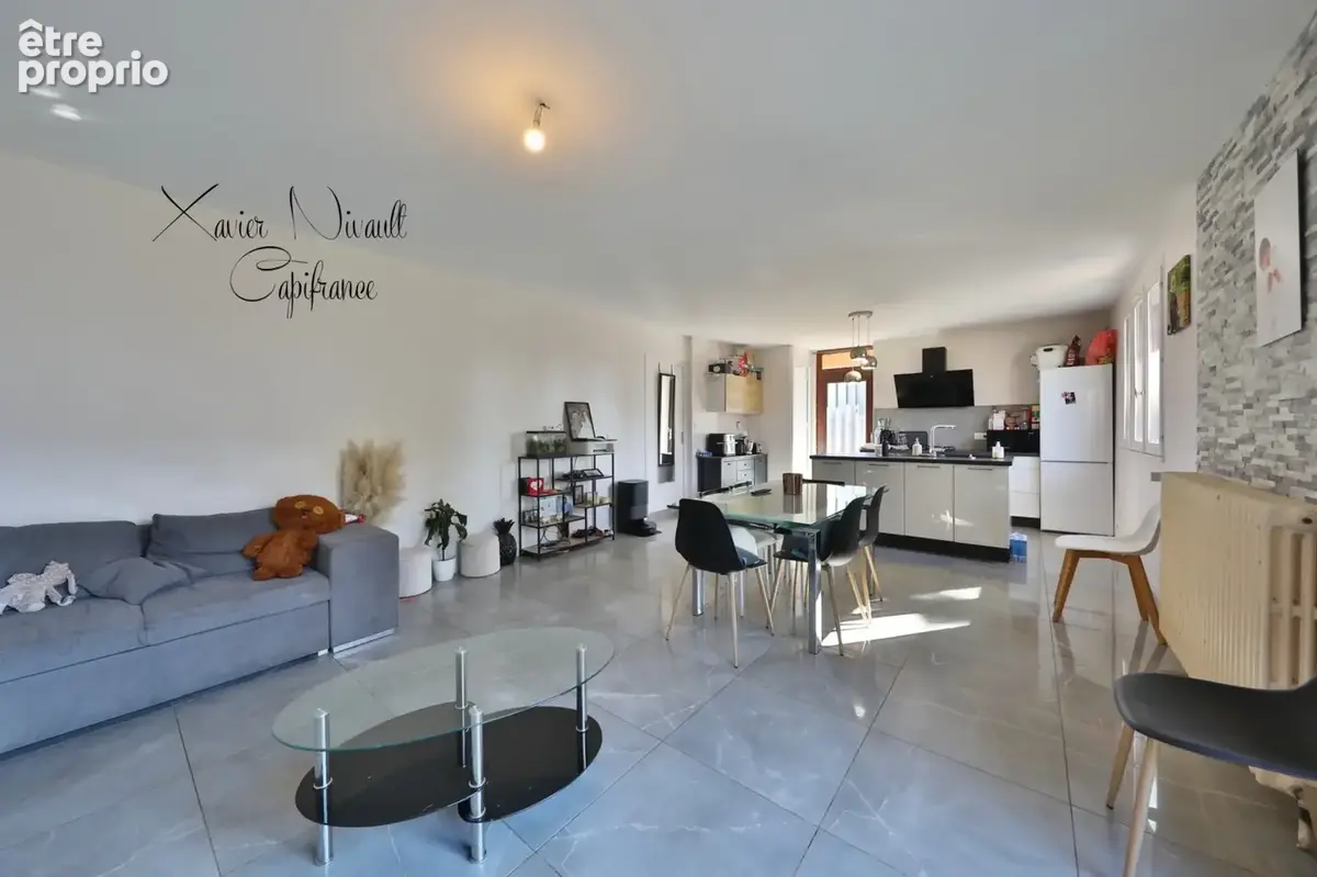 Maison à vendre 4 pièces VONNAS (01) - photo 4