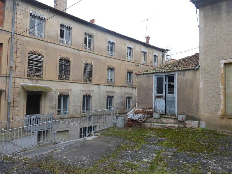 Maison à PANISSIERES