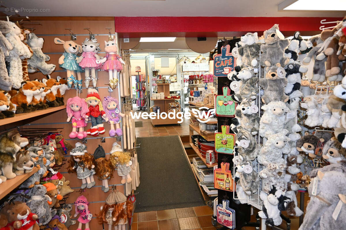 2eme Salle - Commerce à BAGNERES-DE-LUCHON