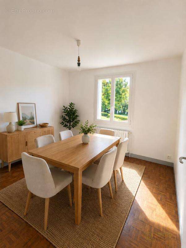 Maison à SAINT-SAMSON-LA-POTERIE
