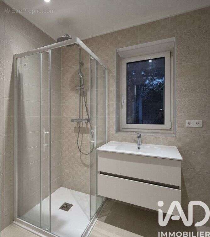 Photo 9 - Maison à BURES-SUR-YVETTE