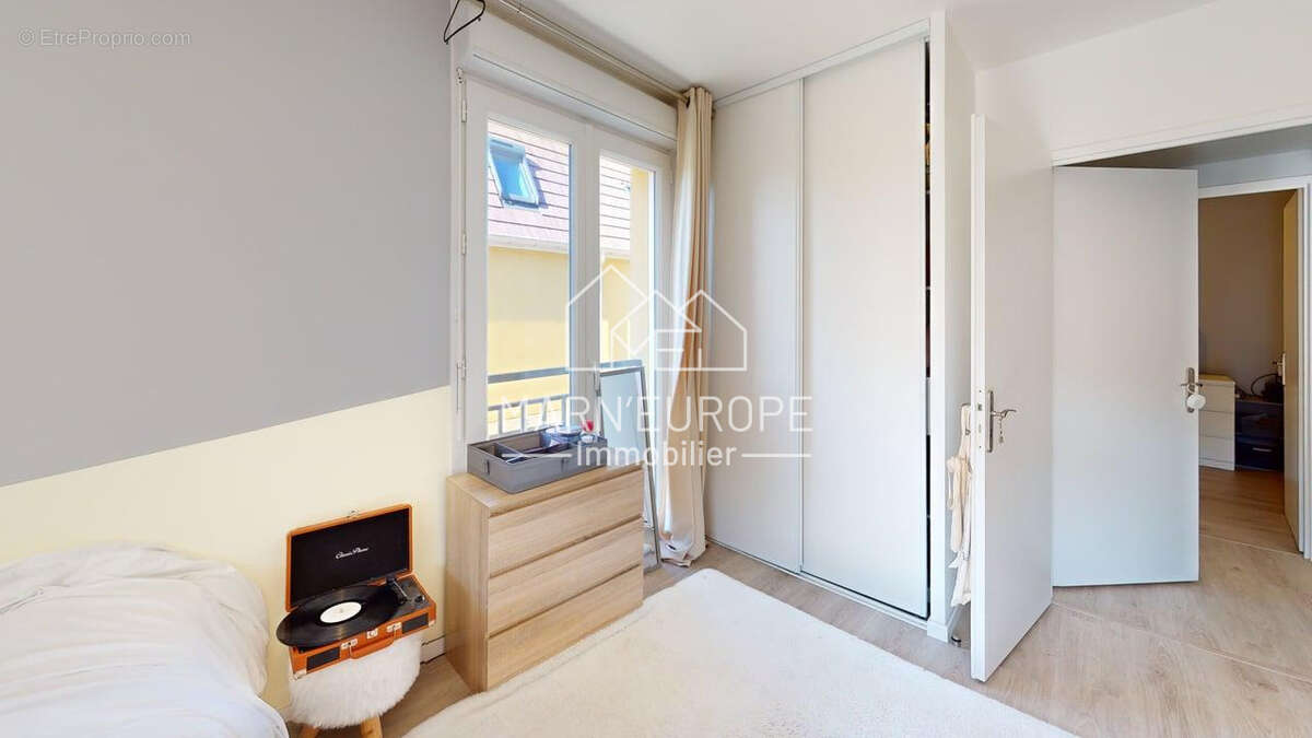Appartement à CHALIFERT