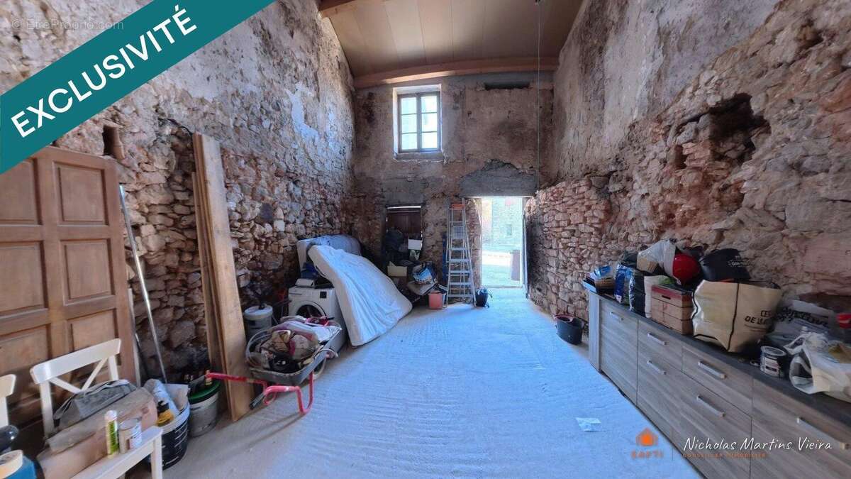 Maison 120 m² à Pouzilhac  - photo 3