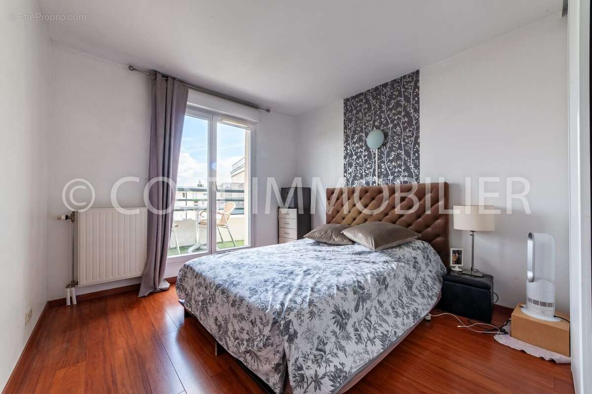 Appartement à COLOMBES