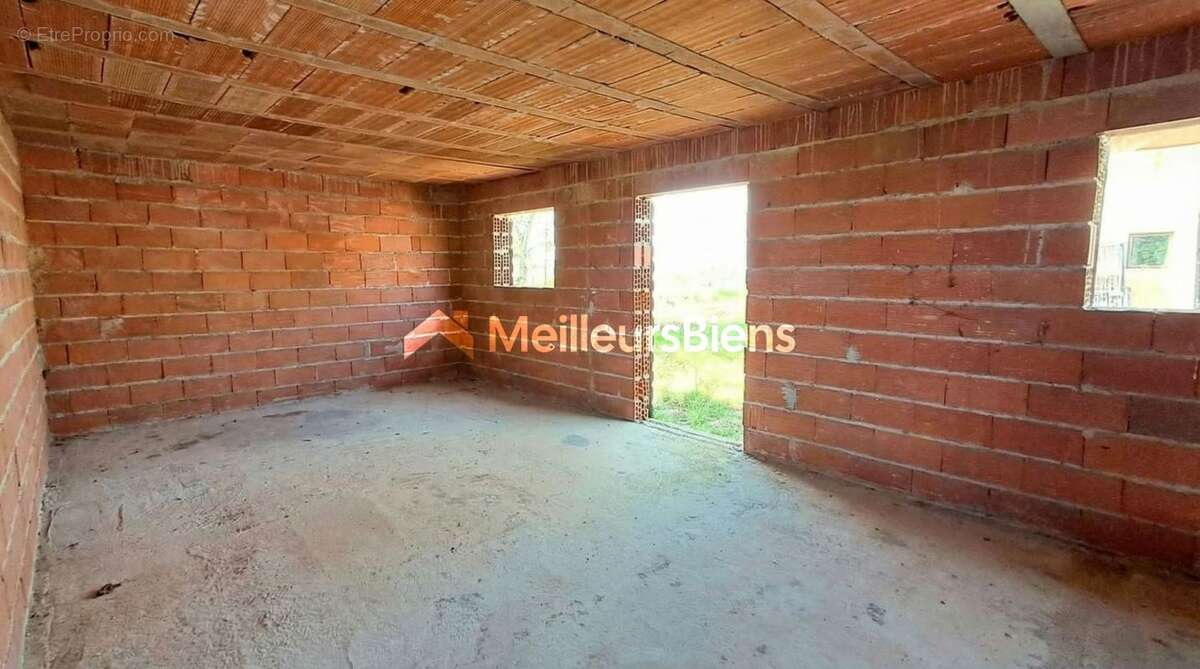 Maison à CADALEN