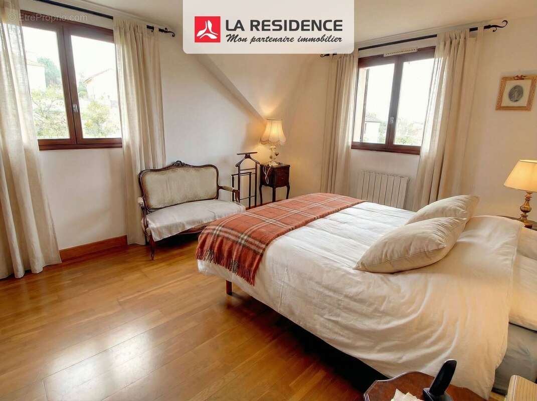 Maison à TRIEL-SUR-SEINE