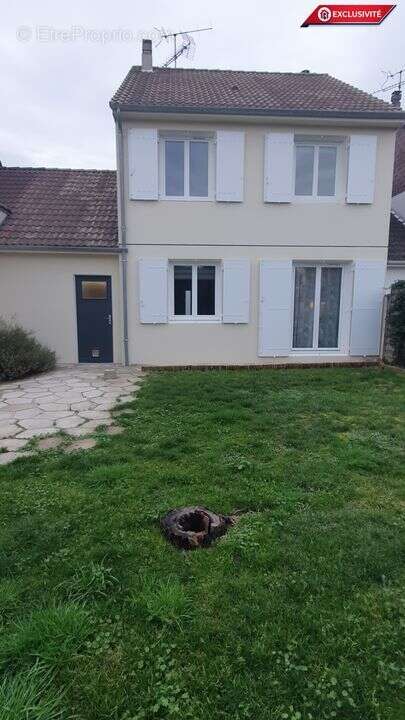 maison 5 piéces ,maison 3 chambres,maison avec garage ,maison - Maison à JARGEAU