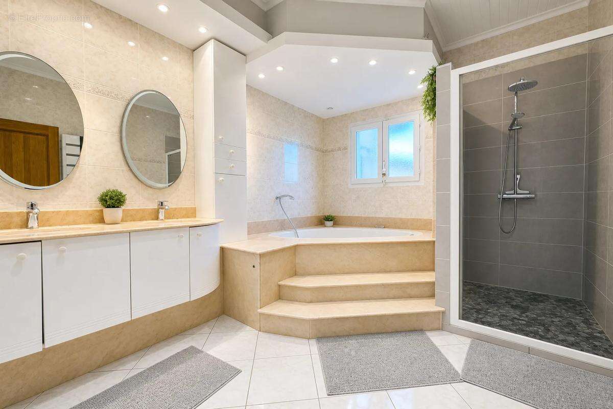 Maison en vente à Talais - Idéal pour les familles cherchant la tranquillité - photo 16