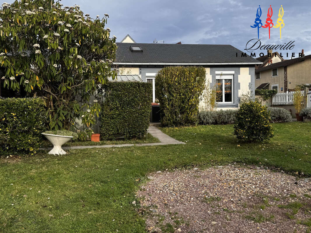 Maison à BLONVILLE-SUR-MER