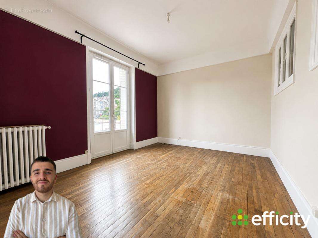 Appartement à SAINT-ETIENNE